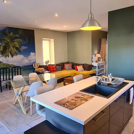 Domloc Apartamento *